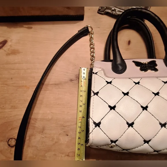 Betsey Johnson Quilted Handbag - Picture 5 of 9
